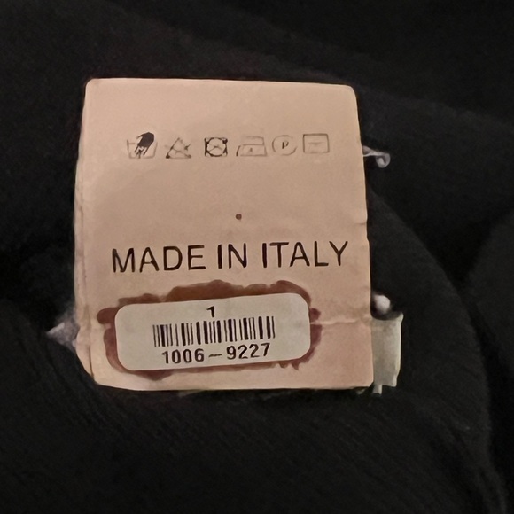 Authentic LOUIS VUITTON women’s Large sweater - Picture 14 of 16